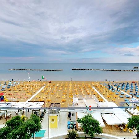 Bell Suite Hotel Bellaria-Igea Marina Exterior foto